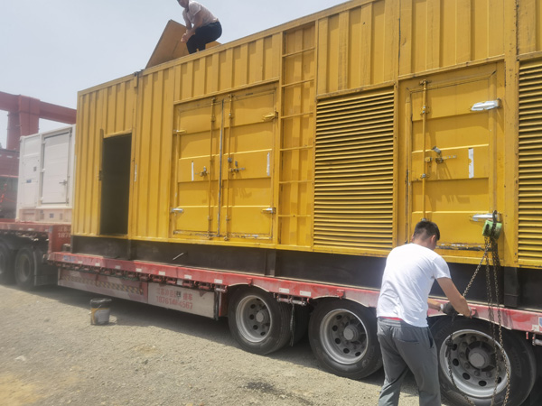 鄂城除了负载情况和发动机维护，还有哪些因素会影响 200kw 柴油发电机的油耗？