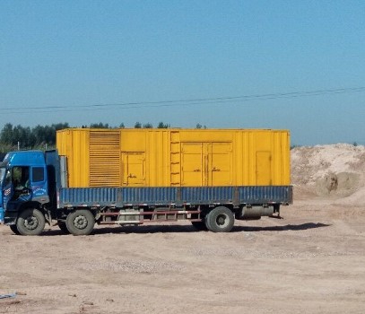 鄂城发电机出租如何判断柴油发电机冷却液是否需要更换？