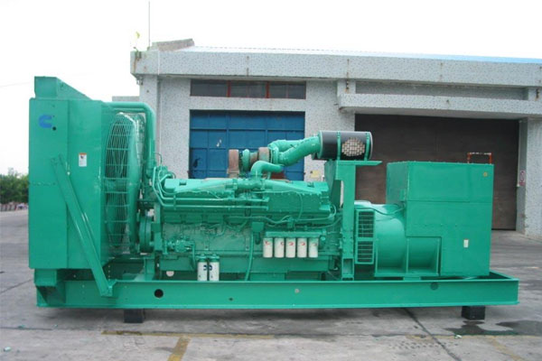 鄂城工厂发电机应急发电时如何更准确地检查发电机状态？