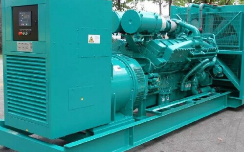 鄂城柴油发电机组冬季使用中需要注意哪些事项？